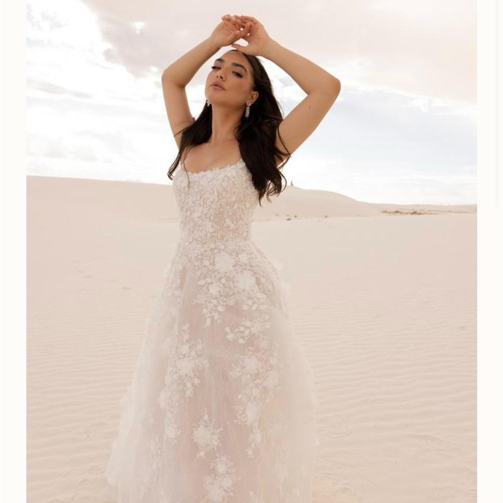 Evora Jimmy Huang Wedding Dress